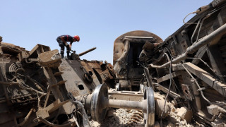 7 жертви и десетки ранени при влакова катастрофа в Тунис