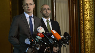 Унгария вдига ограда срещу имигрантите