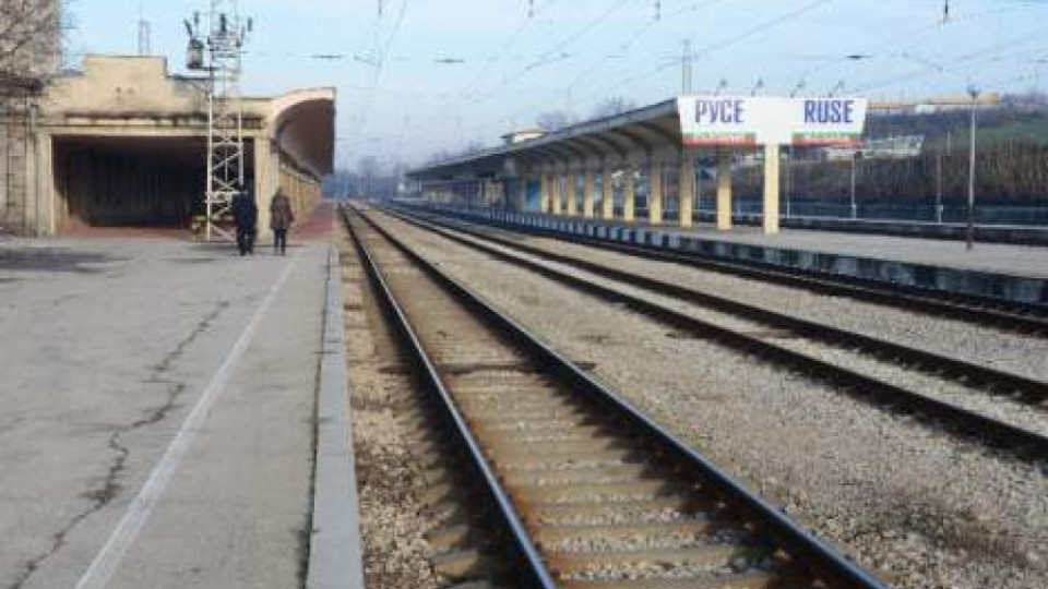 Градска железница ще свърже гарата и летището в Бургас | StandartNews.com