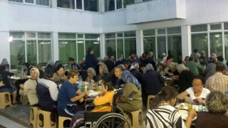 В Момчилград организират благотворителни вечери-ифтар 