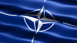НАТО обсъжда американските оръжия за България