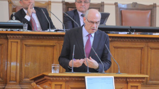 КЕВР се опъна за тока, бизнесът на протест