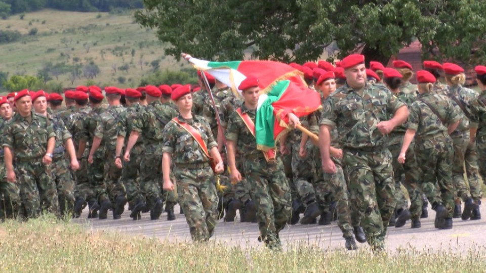 800 военни участват в "Кабиле 2015" | StandartNews.com
