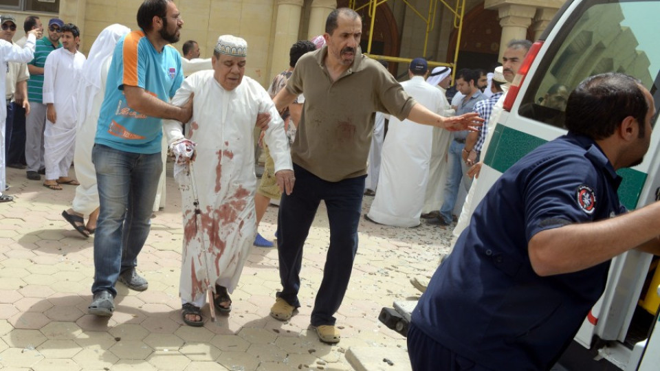 Масови арести в Кувейт след атентата | StandartNews.com
