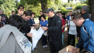 Кмет и общинари събраха 200 чували с боклук от брега на Дунав