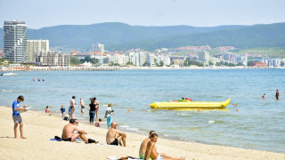 Хотелиери по морето чакат туристи от Тунис