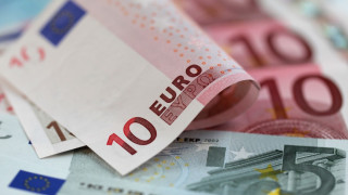 Румънка скри 34 000 евро в бельото си