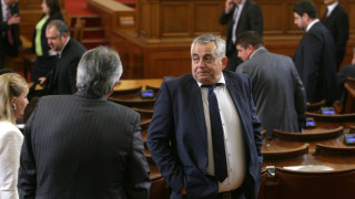 Дават здравния закон на съд