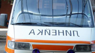 Рейс в София отнесе спирка, рани жена