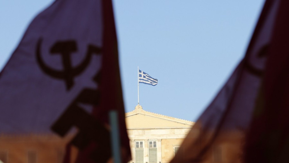Безплатни магистрали и намаления за референдума в Гърция | StandartNews.com