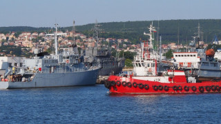 Щатски миноносец и турска подводница в "Бриз 2015"