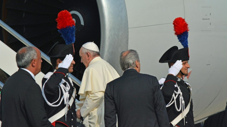 Папата 8 дни в Латинска Америка | StandartNews.com