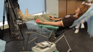 Над 50 бургазлии дариха кръв за болна жена