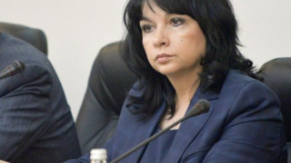 Петкова: На път сме да овладеем кризата в енергетиката