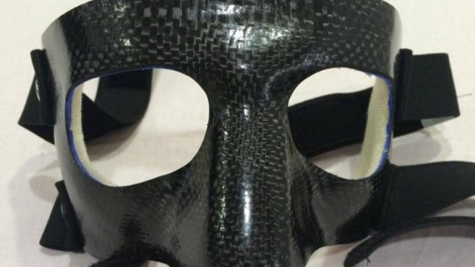 Теодор Тодоров с предпазна маска срещу Белгия | StandartNews.com