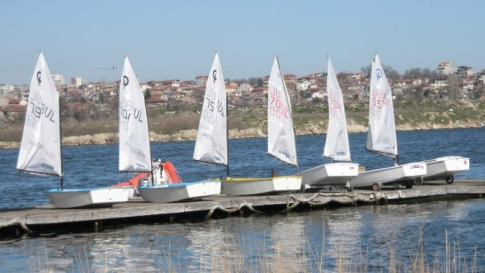 30 яхти в гонка на „Порт Варна 2015” | StandartNews.com
