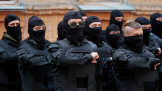 "Десен сектор" подпали Украйна