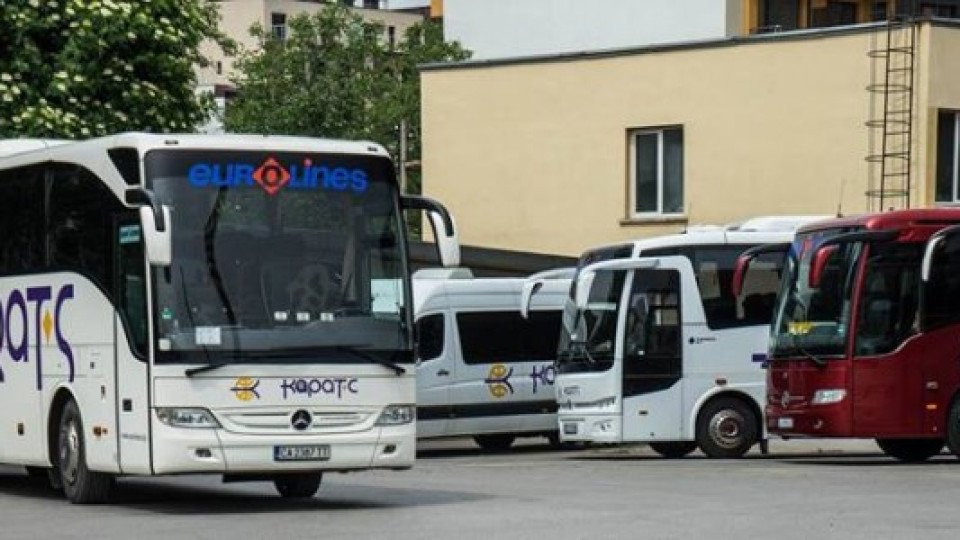 БГ автобус се обърна в Унгария, няма жертви  | StandartNews.com