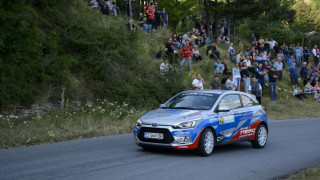 Пилотите на Hyundai Racing готови за Рали „България"