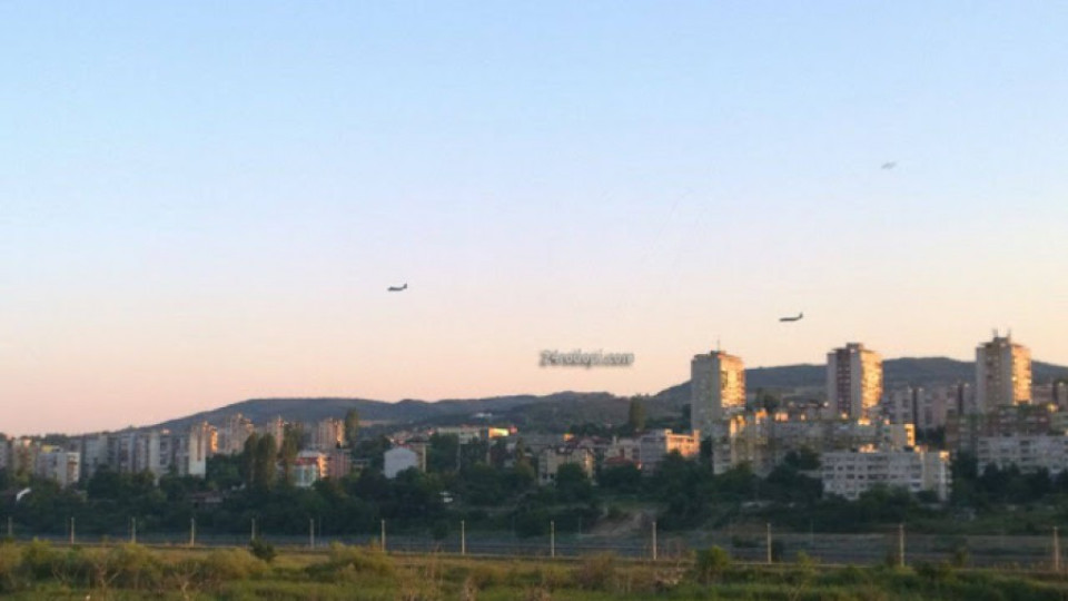 Военни самолети стряскат жители на Кърджали | StandartNews.com
