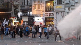 ВИДЕО: Истанбул настръхна след атентата в Суруч 