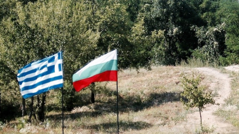 АФП: 11 000 гръцки компании се спасяват в България | StandartNews.com