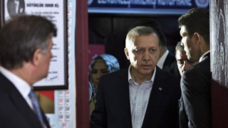 Ердоган: Мирният процес с кюрдите е невъзможен