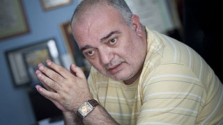 Политическият сезон с големи претенции, но свършва с малки постижения