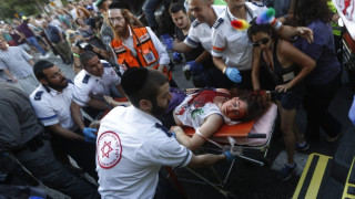 Фанатик окървави гей парад в Ерусалим