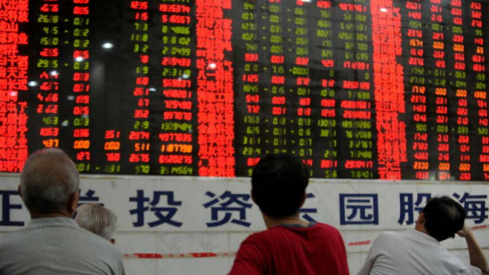 Китайските борси най-зле от 6 г. | StandartNews.com