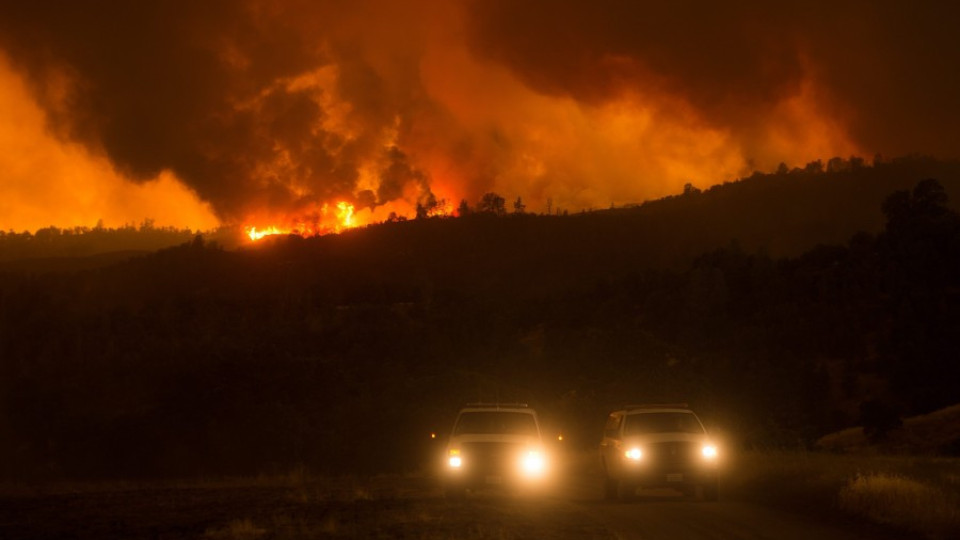 24 пожара бушуват в Калифорния | StandartNews.com