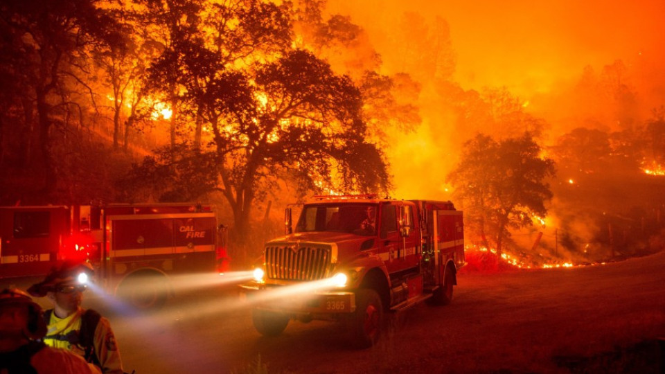 Калифорния в извънредно положение заради пожари | StandartNews.com