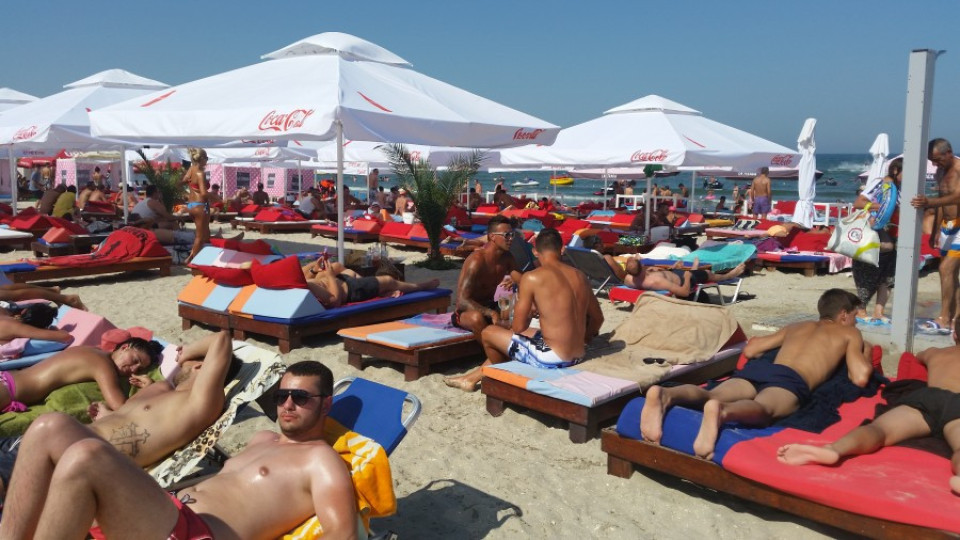 Българите на безплатен плаж в Румъния | StandartNews.com