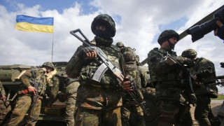 Престрелка между украинската армия и доброволците от "Айдар"