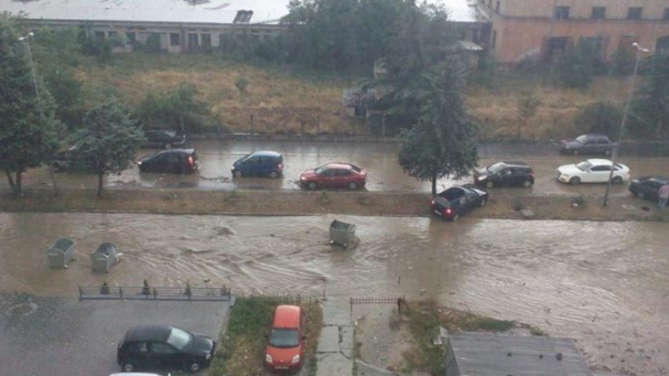 Двудневен траур в Тетово заради наводнението  | StandartNews.com