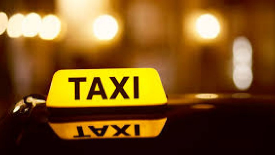 Таксиметров шофьор отвлече проверяващи в Свети Влас | StandartNews.com