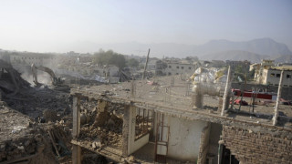 400 станаха ранените при атентата с кола-бомба в Кабул