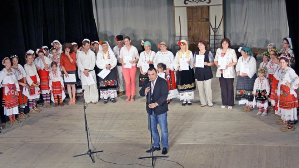 Кметът на Видин изпрати 300 самодейци на събора в Копривщица | StandartNews.com