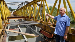 Първият мост с желязно платно у нас готов през септември