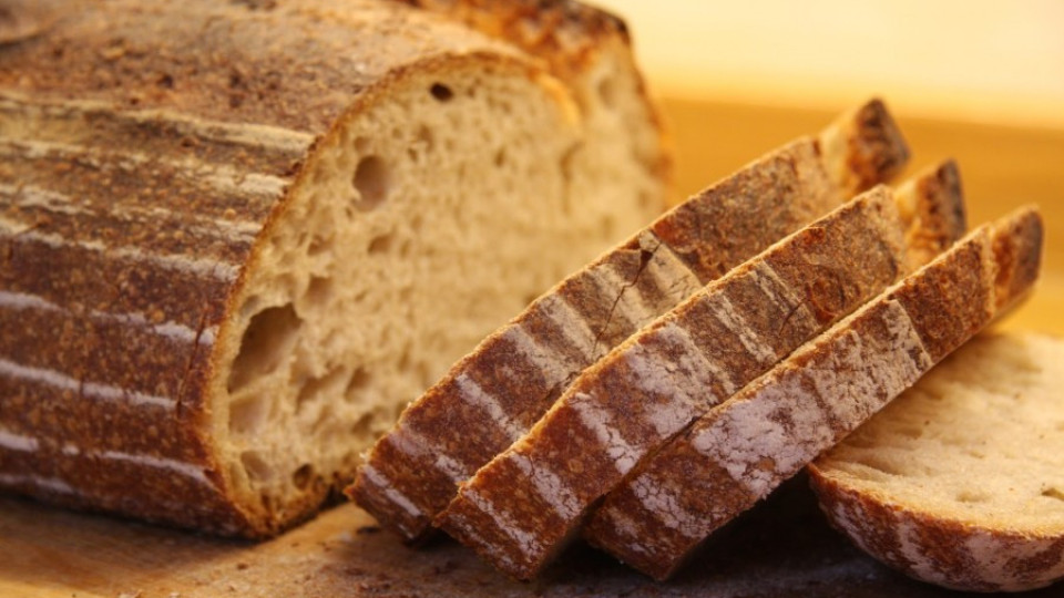 Месят хляб в черква | StandartNews.com