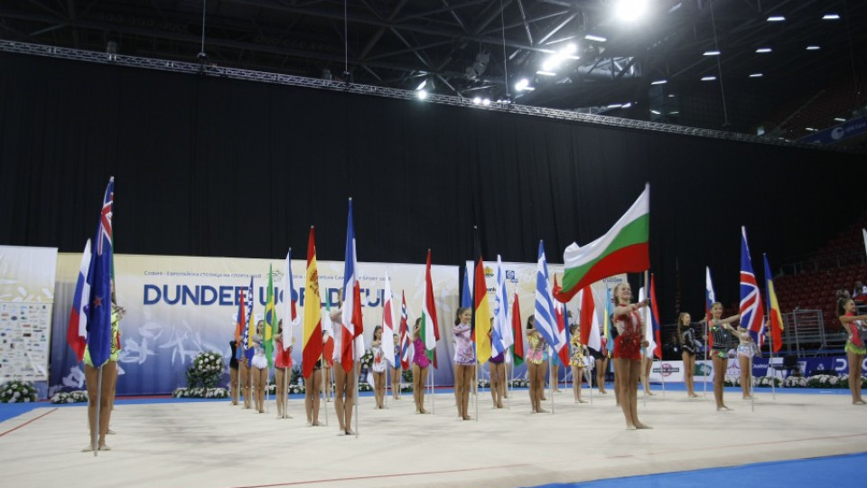 Красен Кралев даде старт на Световната купа  по художествена гимнастика | StandartNews.com