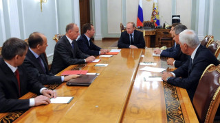 Путин се потапя в Черно море