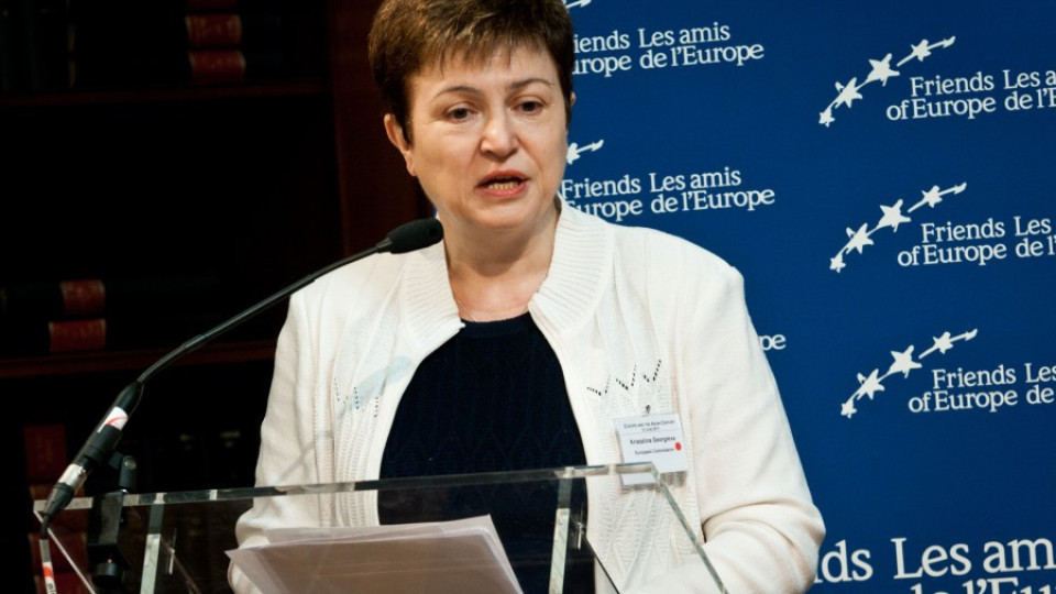 Кристалина Георгиева: Справянето с бежанците е основен проблем за ЕС | StandartNews.com