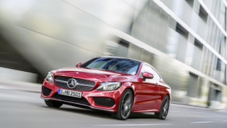 Mercedes-Bentz пак хвърля ръкавица на BMW