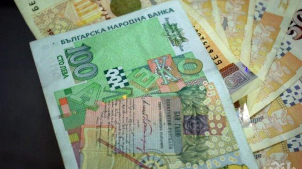 Повече банкноти от 100 лв. в джоба ни | StandartNews.com