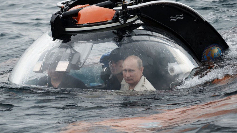 Путин се спусна на дъното на Черно море | StandartNews.com