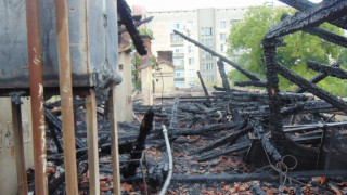 Помощното училище напълно неизползваемо след пожара
