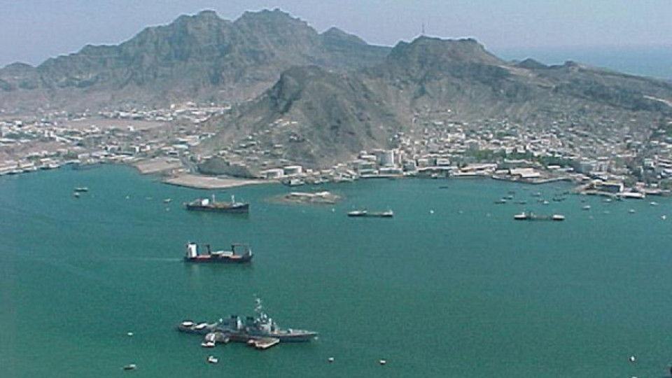 Бойци на „Ал Кайда“ са превзели пристанището в Аден | StandartNews.com