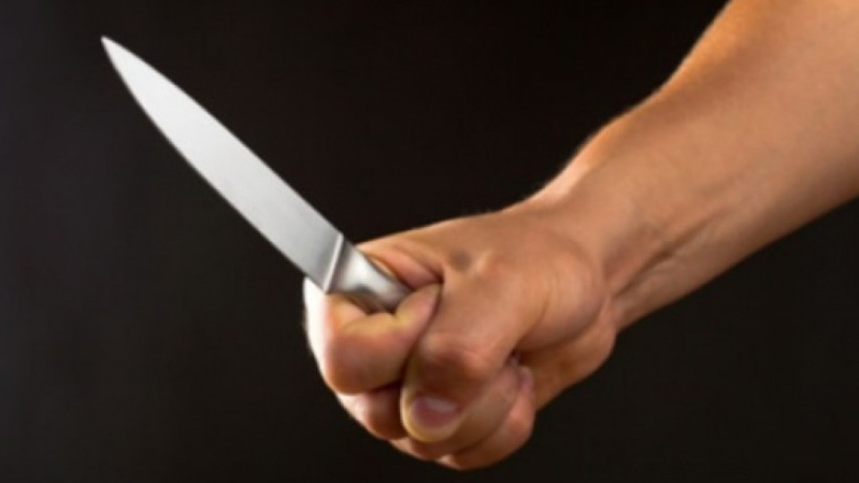 Мъж намушка жена с нож | StandartNews.com