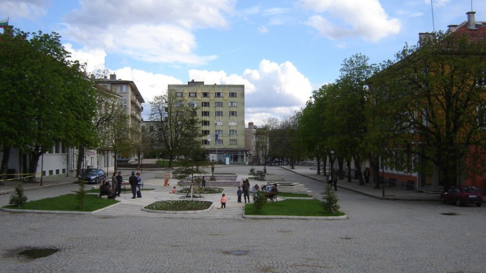 Общинари в Крумовград повишиха квалификацията си по европейски проект | StandartNews.com